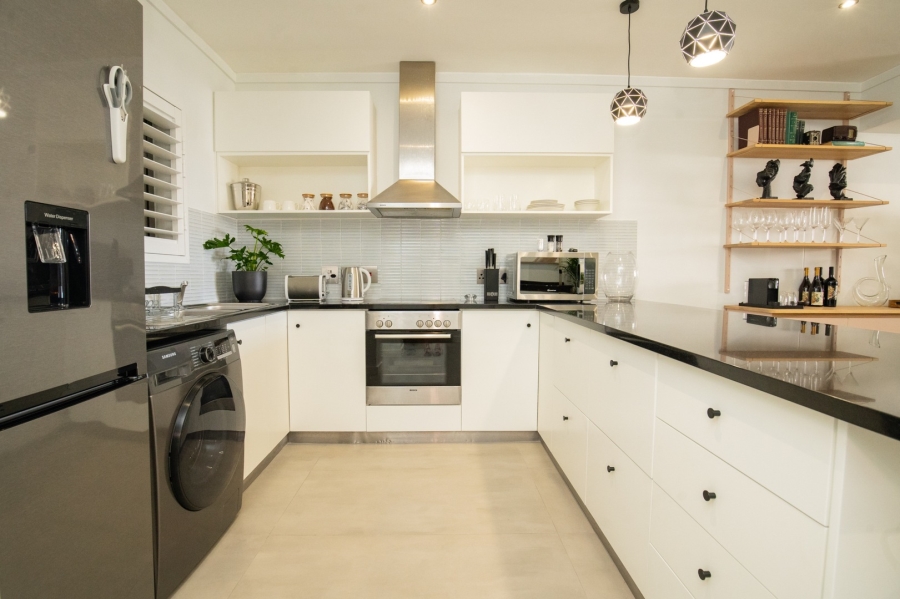 1 Bedroom Property for Sale in Foreshore Western Cape